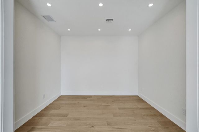 1525 NE 15th Ave, Fort Lauderdale, FL 33304