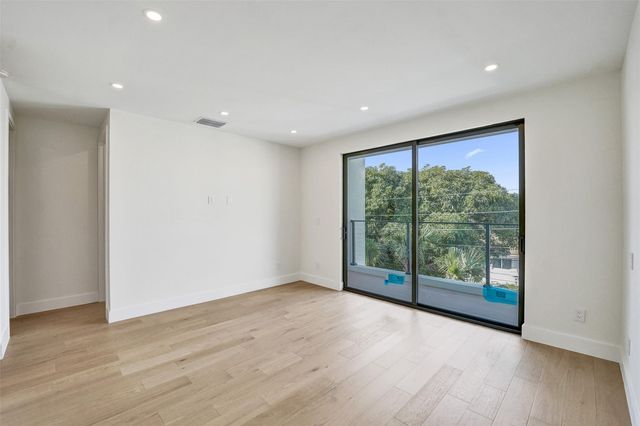 1525 NE 15th Ave, Fort Lauderdale, FL 33304