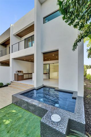 1525 NE 15th Ave, Fort Lauderdale, FL 33304