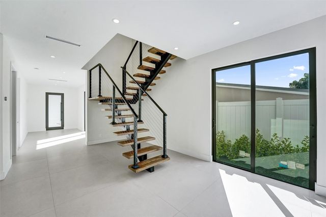 1525 NE 15th Ave, Fort Lauderdale, FL 33304