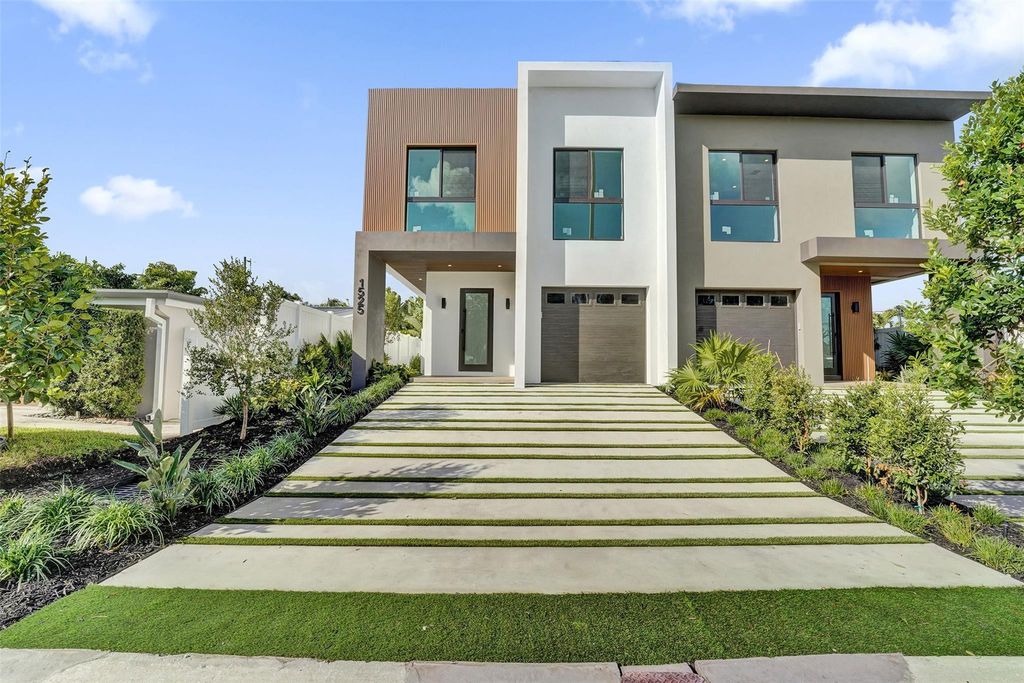 1525 NE 15th Ave, Fort Lauderdale, FL 33304