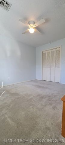 107 N 12th Avenue, Madill, OK 73446