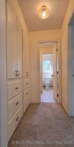 107 N 12th Avenue, Madill, OK 73446