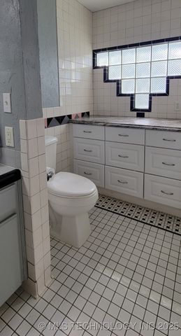 107 N 12th Avenue, Madill, OK 73446