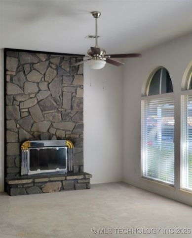 107 N 12th Avenue, Madill, OK 73446