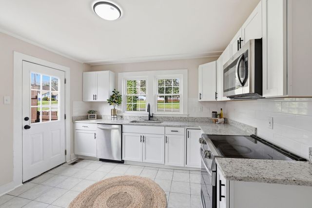 1104 Georgetown Road NW, Cleveland, TN 37311