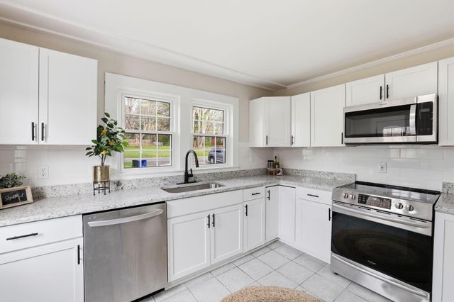 1104 Georgetown Road NW, Cleveland, TN 37311