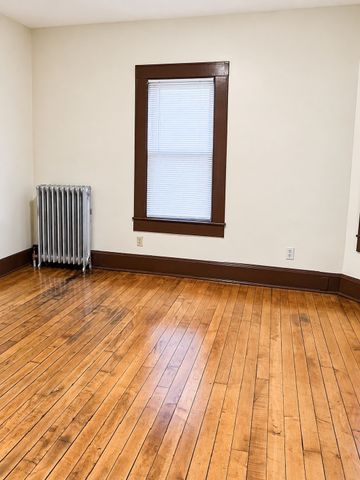 436 Warren Ave. 1F, Brockton, MA 02301