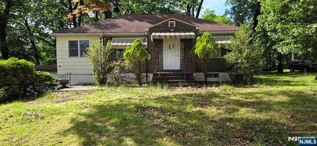 455 Manchester Avenue, North Haledon, NJ 07508