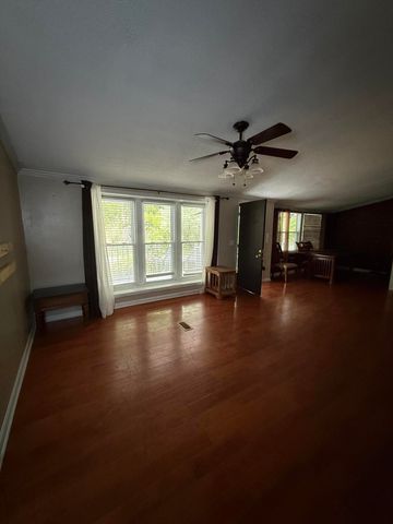 395 High Rock Road, Hazard, KY 41701