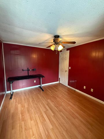 395 High Rock Road, Hazard, KY 41701