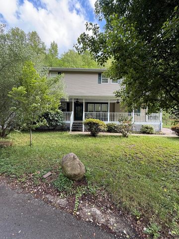 395 High Rock Road, Hazard, KY 41701