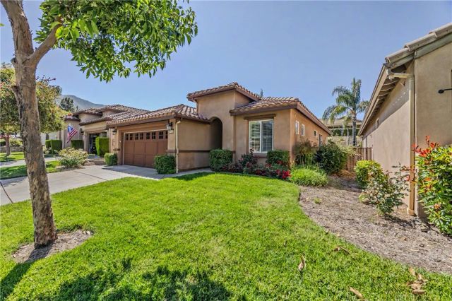 9128 Deergrass Street, Corona, CA 92883