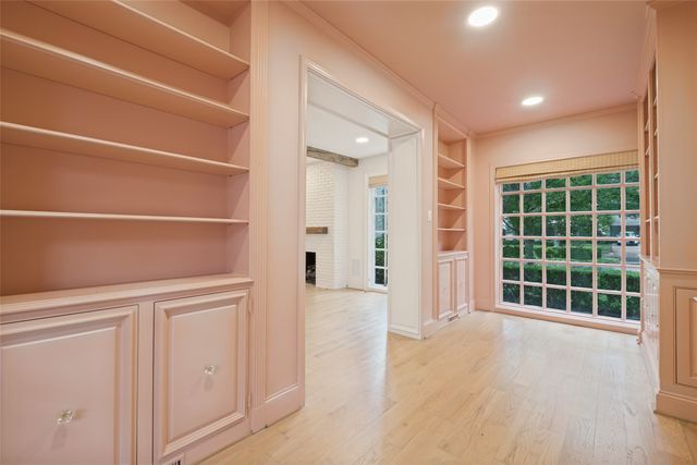 4331 Versailles Avenue, Highland Park, TX 75205