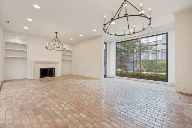4331 Versailles Avenue, Highland Park, TX 75205