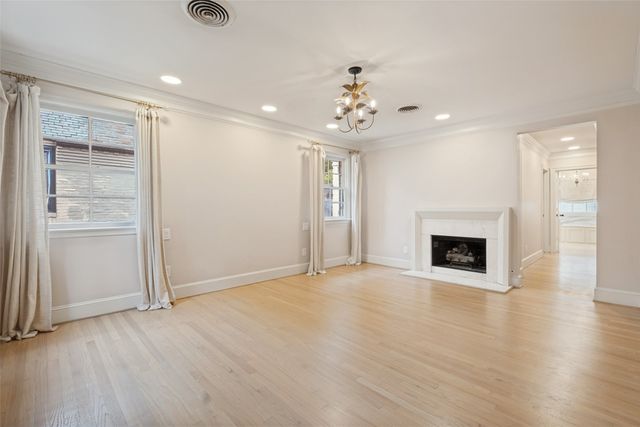4331 Versailles Avenue, Highland Park, TX 75205