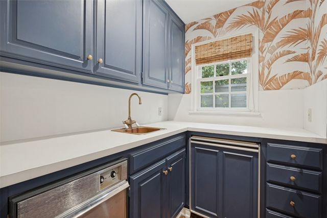4331 Versailles Avenue, Highland Park, TX 75205