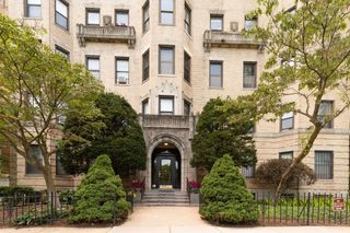 51 Park Dr 34, Boston, MA 02215