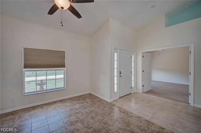 1005 NW 9th TER, Cape Coral, FL 33993