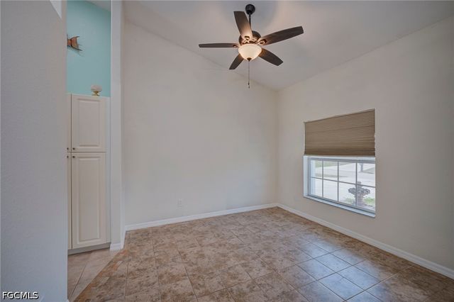 1005 NW 9th TER, Cape Coral, FL 33993