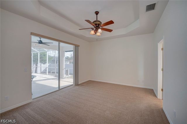 1005 NW 9th TER, Cape Coral, FL 33993