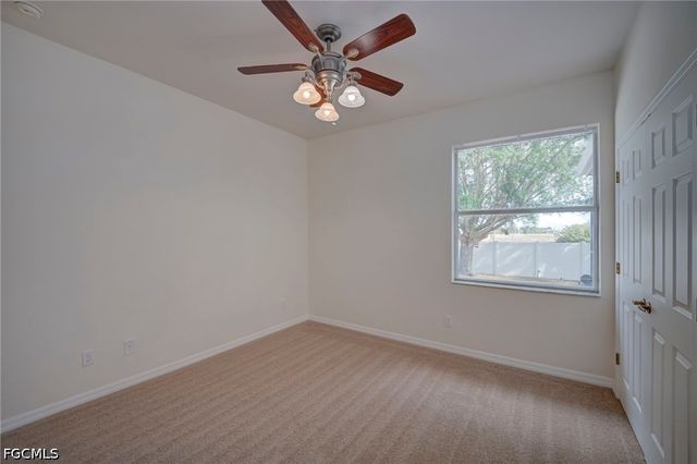 1005 NW 9th TER, Cape Coral, FL 33993