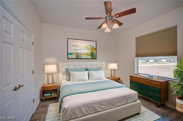 1005 NW 9th TER, Cape Coral, FL 33993