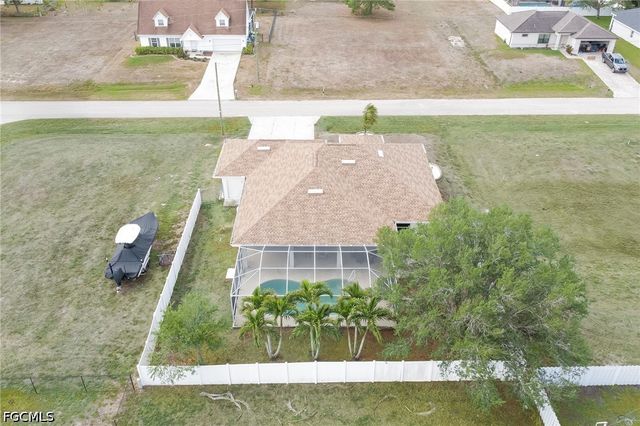 1005 NW 9th TER, Cape Coral, FL 33993