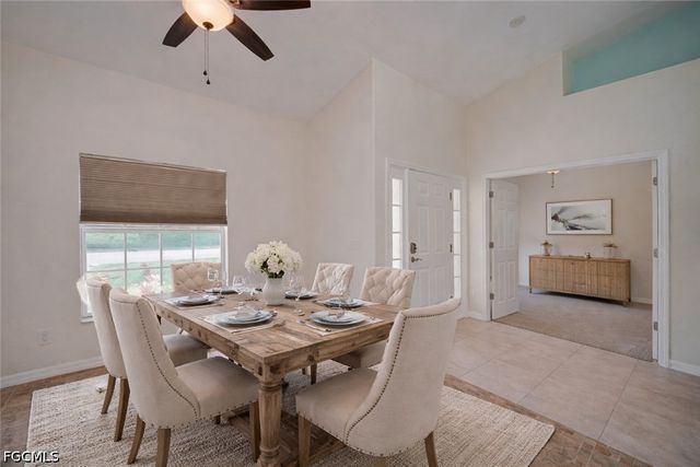 1005 NW 9th TER, Cape Coral, FL 33993