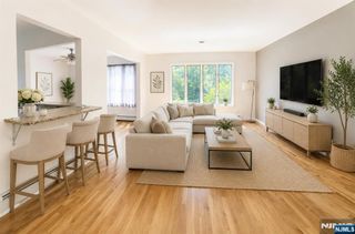 403 Terrace Avenue, Hasbrouck Heights, NJ 07604