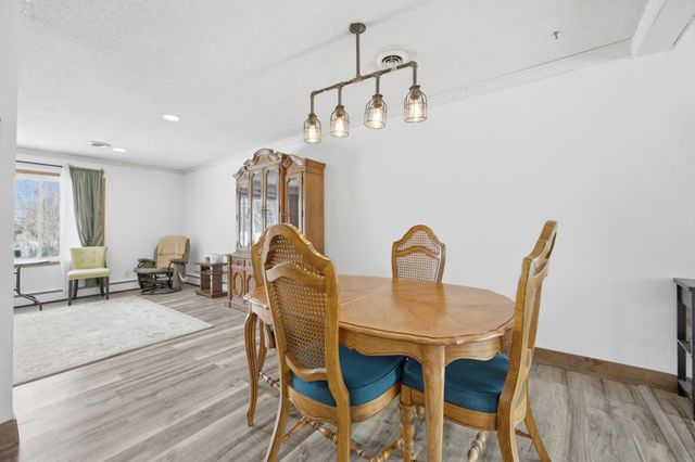 2802 BROOKDALE Road, Moorhead, MN 56560