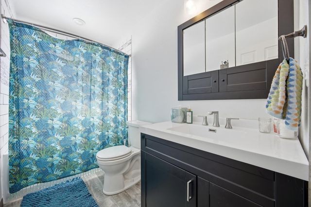 2802 BROOKDALE Road, Moorhead, MN 56560