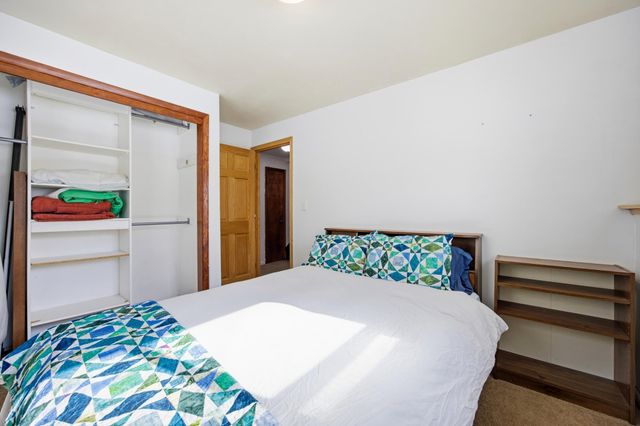 2802 BROOKDALE Road, Moorhead, MN 56560