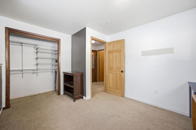 2802 BROOKDALE Road, Moorhead, MN 56560