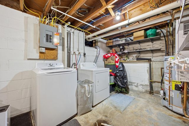 2802 BROOKDALE Road, Moorhead, MN 56560