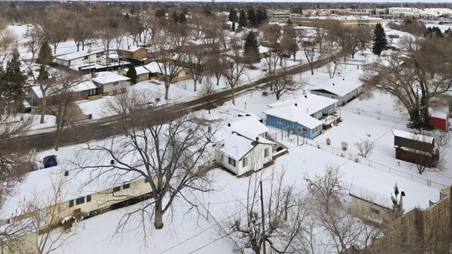 2802 BROOKDALE Road, Moorhead, MN 56560