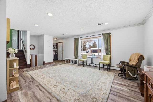 2802 BROOKDALE Road, Moorhead, MN 56560