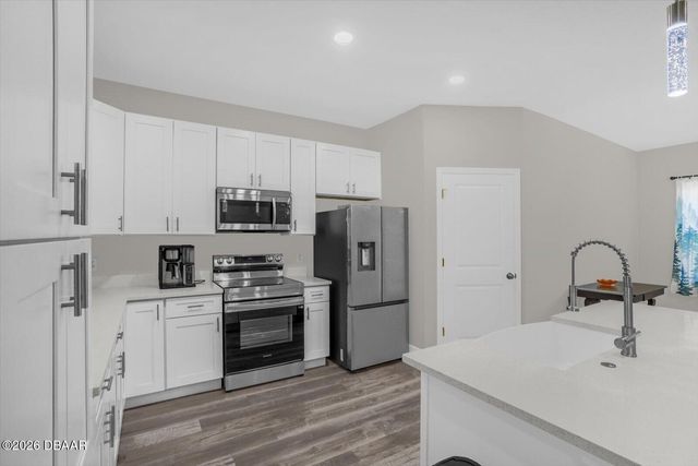 250 S Virginia Avenue, Deland, FL 32724