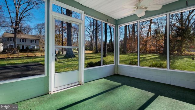 11 DOGWOOD LN, Doylestown, PA 18901