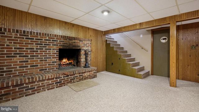 11 DOGWOOD LN, Doylestown, PA 18901