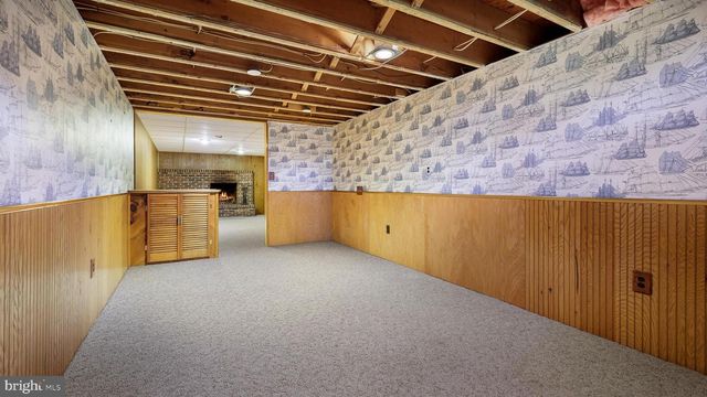 11 DOGWOOD LN, Doylestown, PA 18901