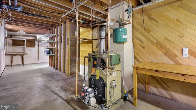 11 DOGWOOD LN, Doylestown, PA 18901