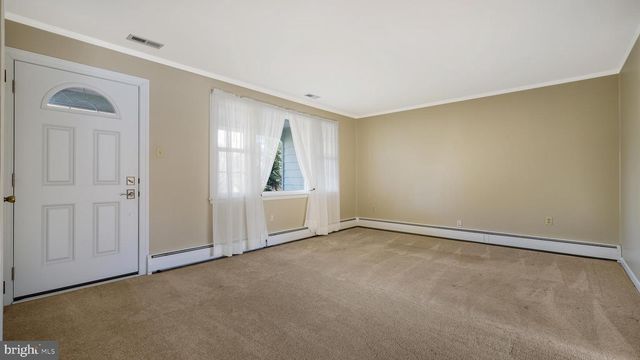 11 DOGWOOD LN, Doylestown, PA 18901