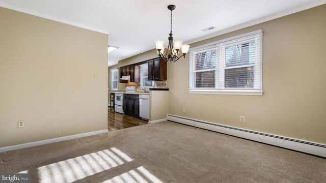 11 DOGWOOD LN, Doylestown, PA 18901