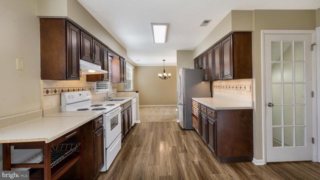 11 DOGWOOD LN, Doylestown, PA 18901