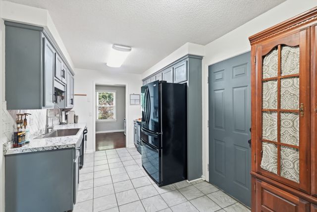 2670 Keyland Dr, Clarksville, TN 37040