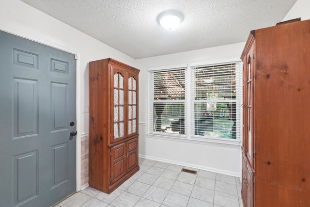 2670 Keyland Dr, Clarksville, TN 37040