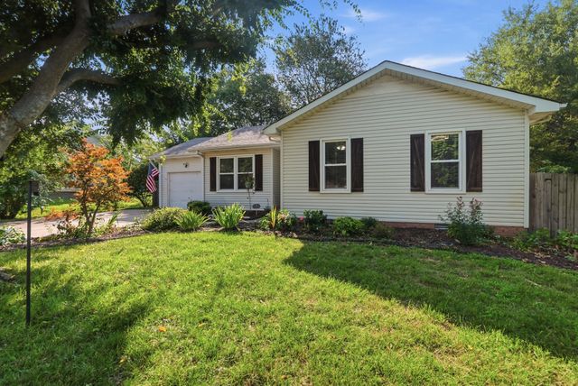 2670 Keyland Dr, Clarksville, TN 37040