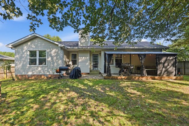 2670 Keyland Dr, Clarksville, TN 37040