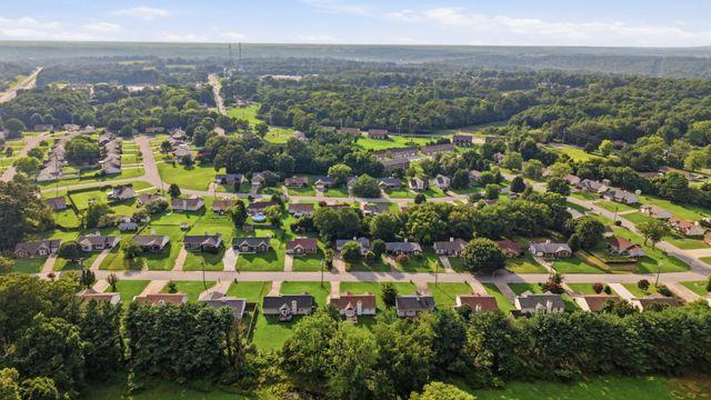 2670 Keyland Dr, Clarksville, TN 37040